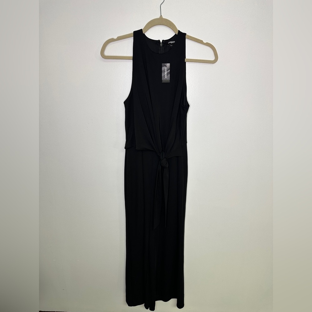 Express‎ NWT Black jumpsuit sz small